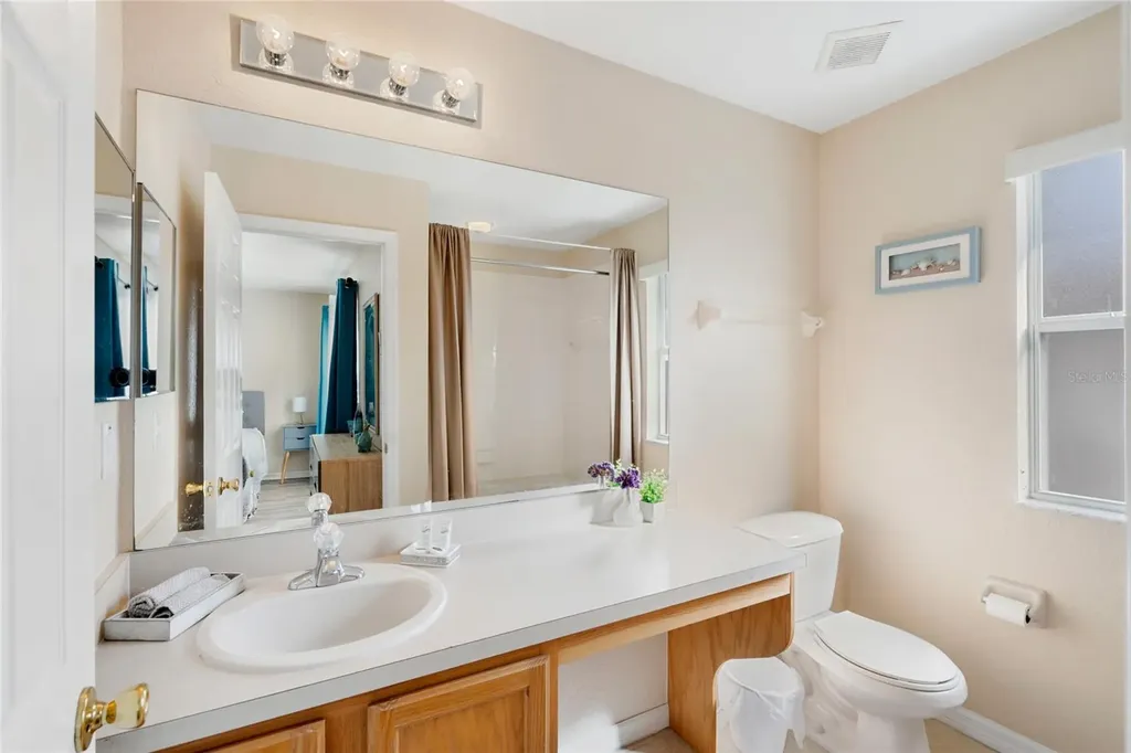 5702 Delorean Drive Kissimmee FL 34746