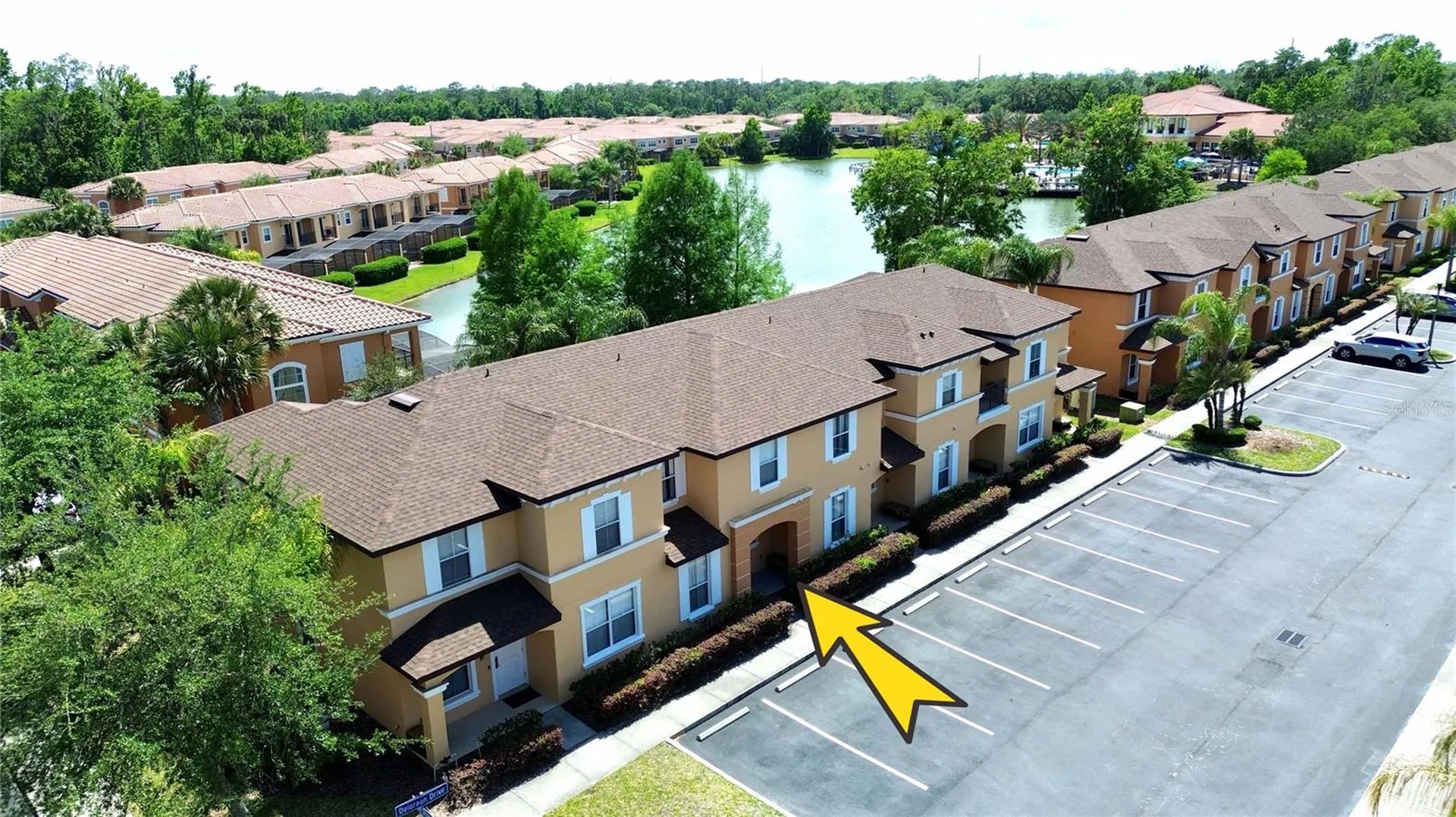 5702 Delorean Drive Kissimmee FL 34746