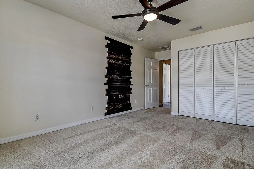 914 Woodbridge Court Safety Harbor FL 34695