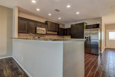 914 Woodbridge Court Safety Harbor FL 34695