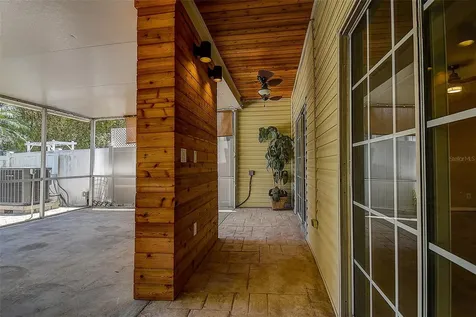 914 Woodbridge Court Safety Harbor FL 34695