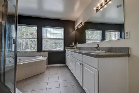 914 Woodbridge Court Safety Harbor FL 34695