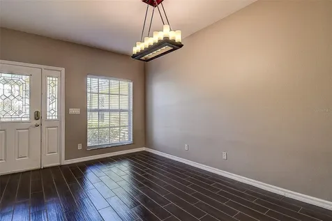 914 Woodbridge Court Safety Harbor FL 34695