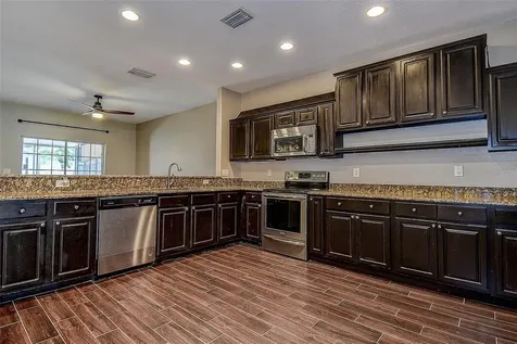 914 Woodbridge Court Safety Harbor FL 34695