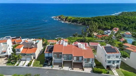 1 Shell Castle Club Humacao PR 00791