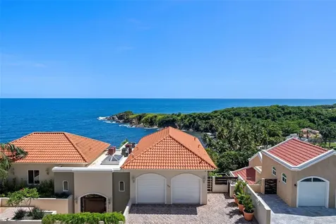 1 Shell Castle Club Humacao PR 00791