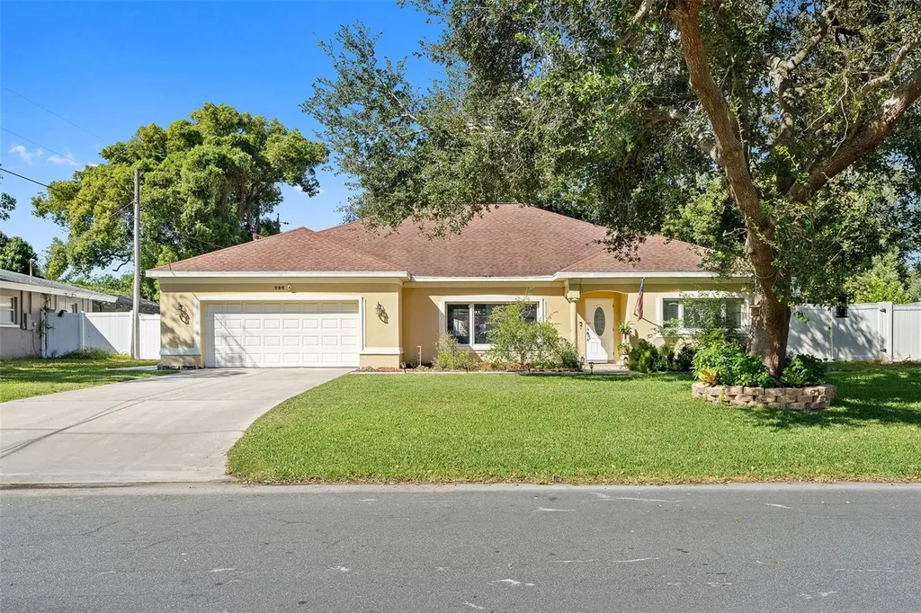 490 Woodland Drive Largo FL 33771