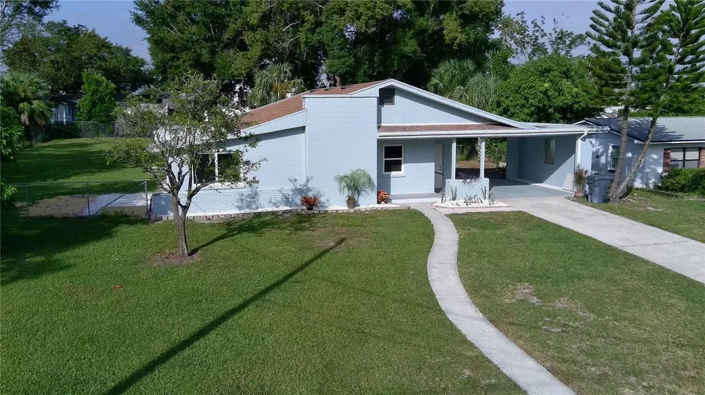 2221 20th Street NW Winter Haven FL 33881