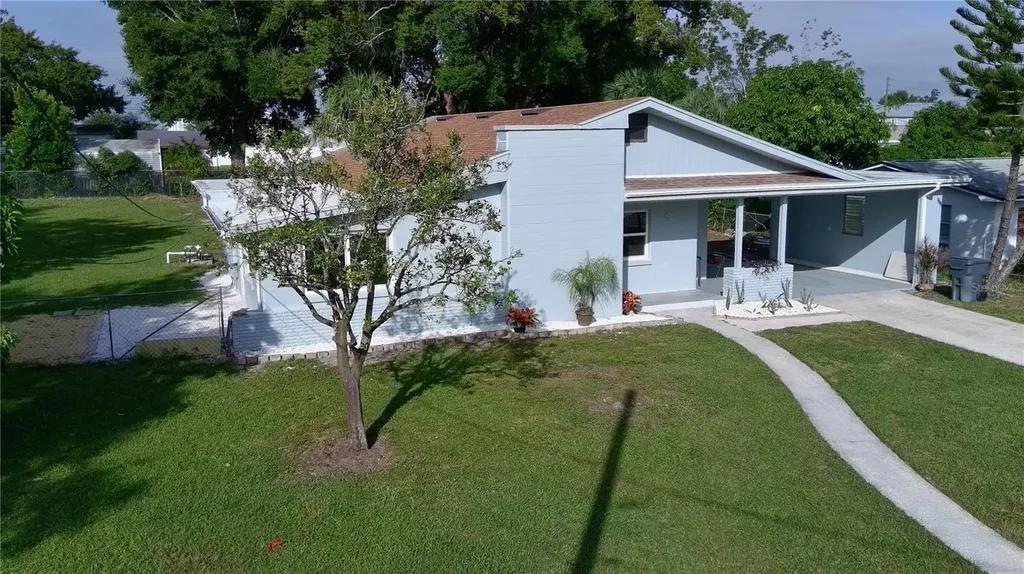 2221 20th Street NW Winter Haven FL 33881