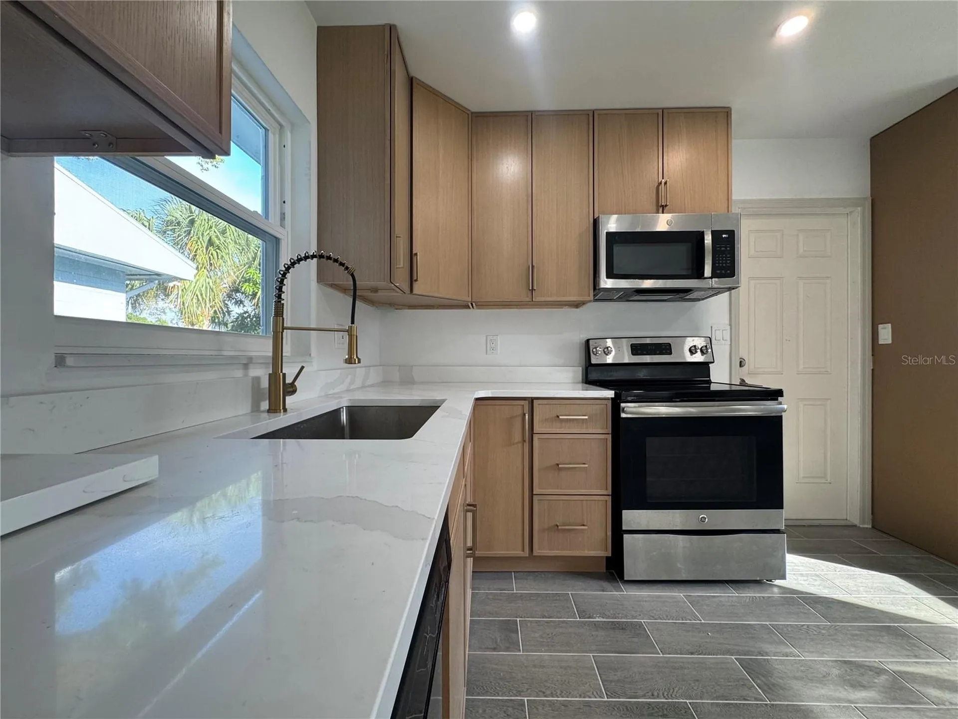 2221 20th Street NW Winter Haven FL 33881