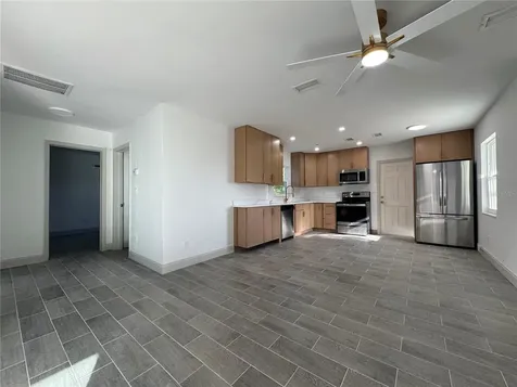 2221 20th Street NW Winter Haven FL 33881
