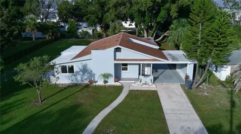 2221 20th Street NW Winter Haven FL 33881