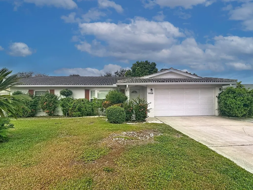 11320 Currie Lane Largo FL 33774
