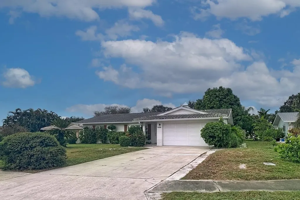 11320 Currie Lane Largo FL 33774