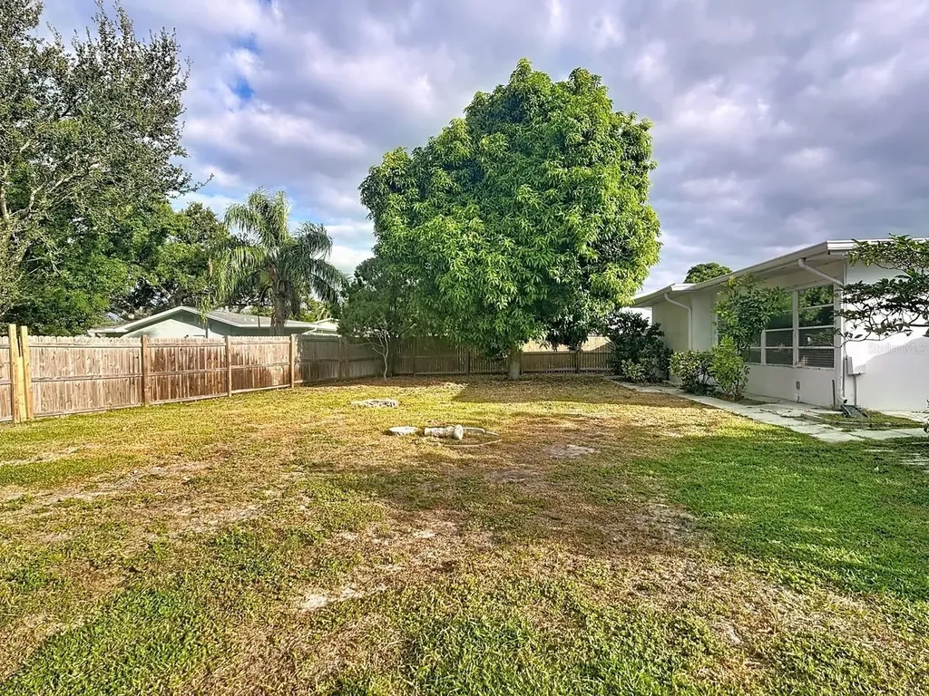 11320 Currie Lane Largo FL 33774