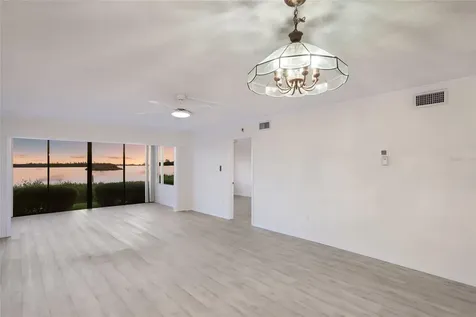 4761 Independence Drive Bradenton FL 34210