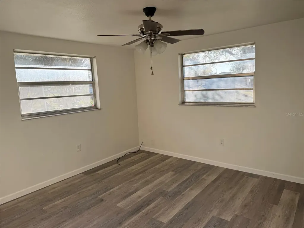 6039 20th Street Zephyrhills FL 33542
