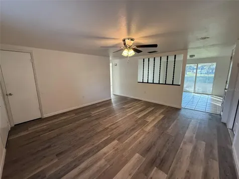 6039 20th Street Zephyrhills FL 33542