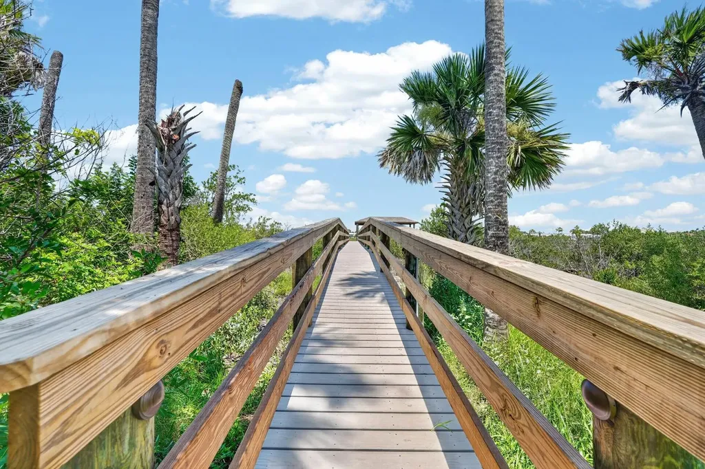 27 S Riverwalk Drive Palm Coast FL 32137