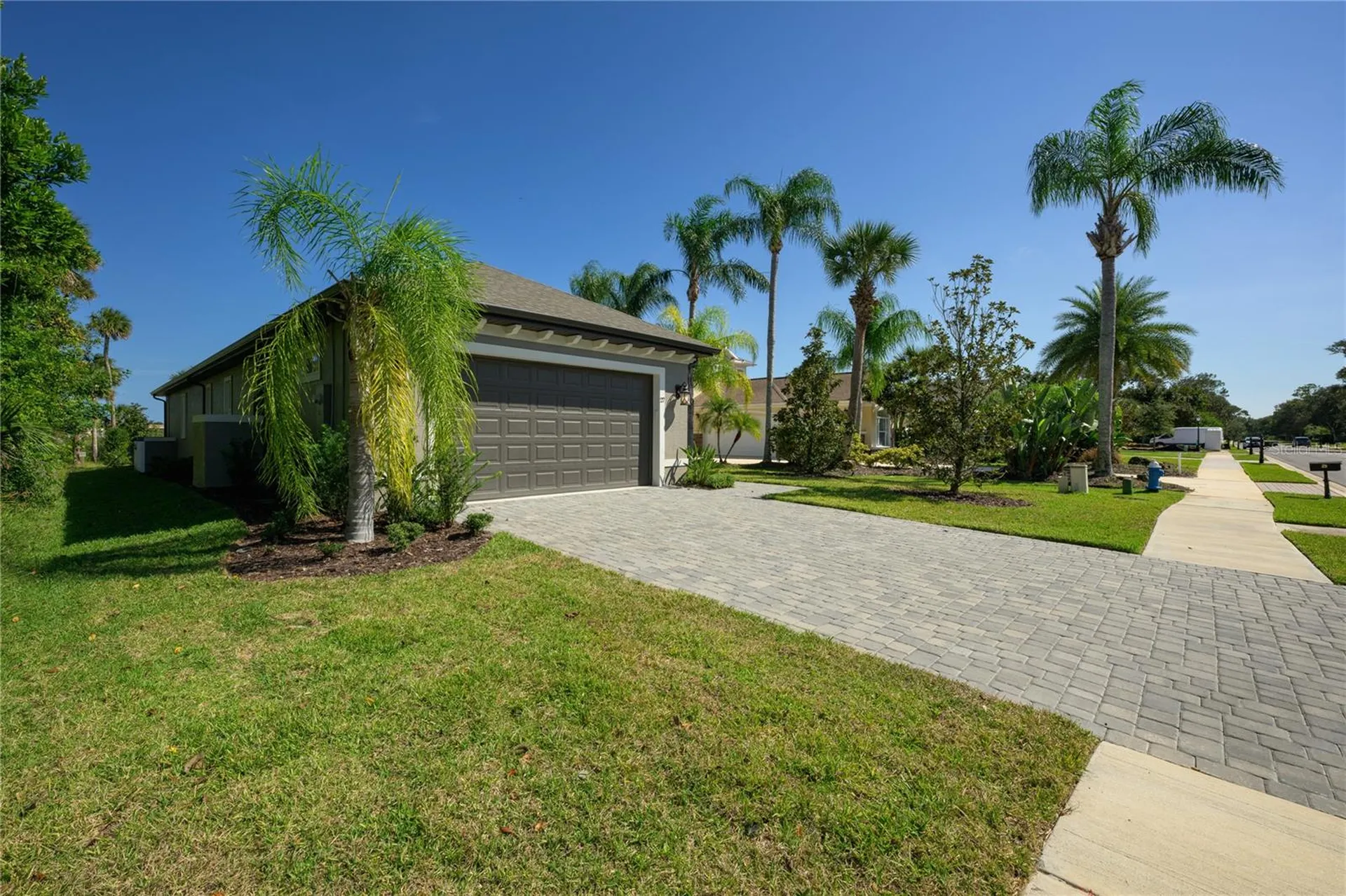 27 S Riverwalk Drive Palm Coast FL 32137