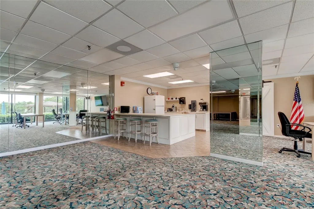 7050 Sunset Drive S South Pasadena FL 33707