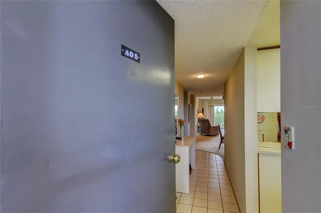 7050 Sunset Drive S South Pasadena FL 33707