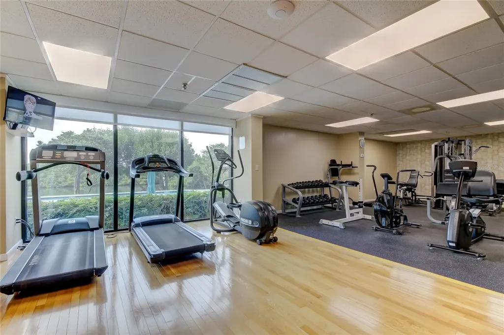 7050 Sunset Drive S South Pasadena FL 33707