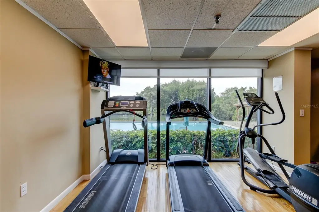 7050 Sunset Drive S South Pasadena FL 33707