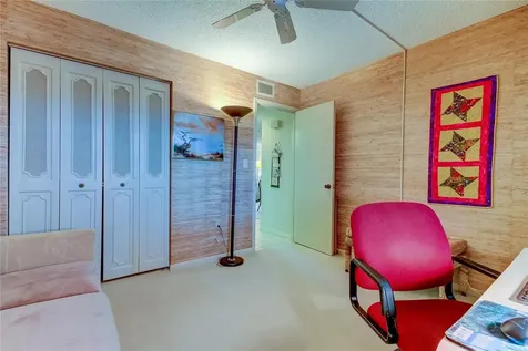 7050 Sunset Drive S South Pasadena FL 33707