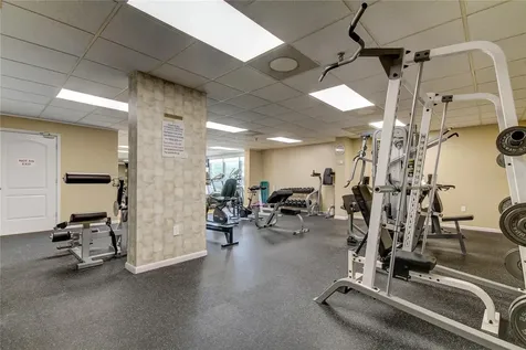 7050 Sunset Drive S South Pasadena FL 33707