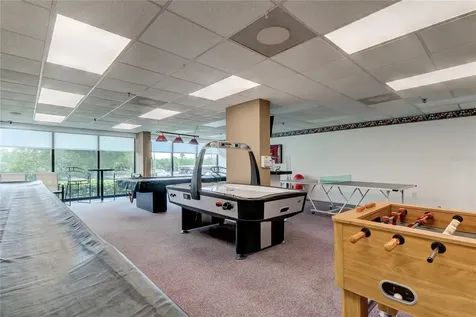 7050 Sunset Drive S South Pasadena FL 33707