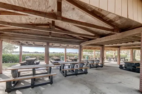 7050 Sunset Drive S South Pasadena FL 33707