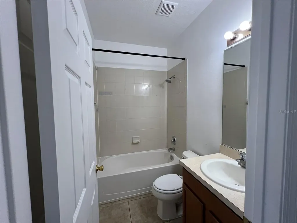 9013 Shepton Street Orlando FL 32825
