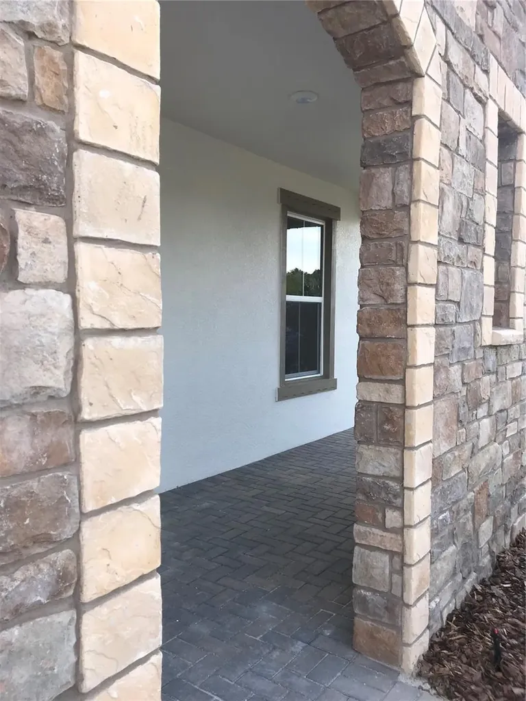 11638 Sweet Tangerine Lane Tampa FL 33626