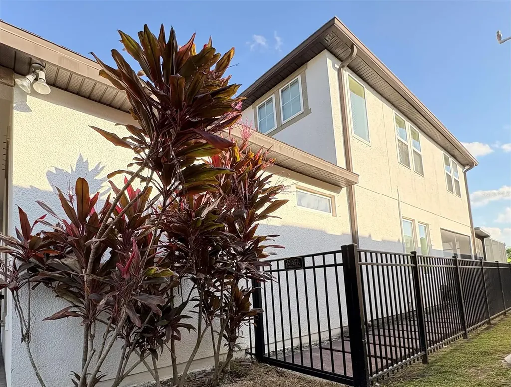 11638 Sweet Tangerine Lane Tampa FL 33626