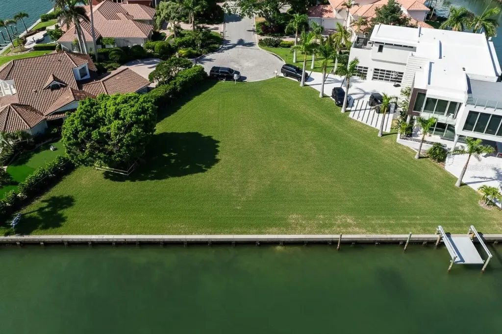 600 Mourning Dove Drive Sarasota FL 34236