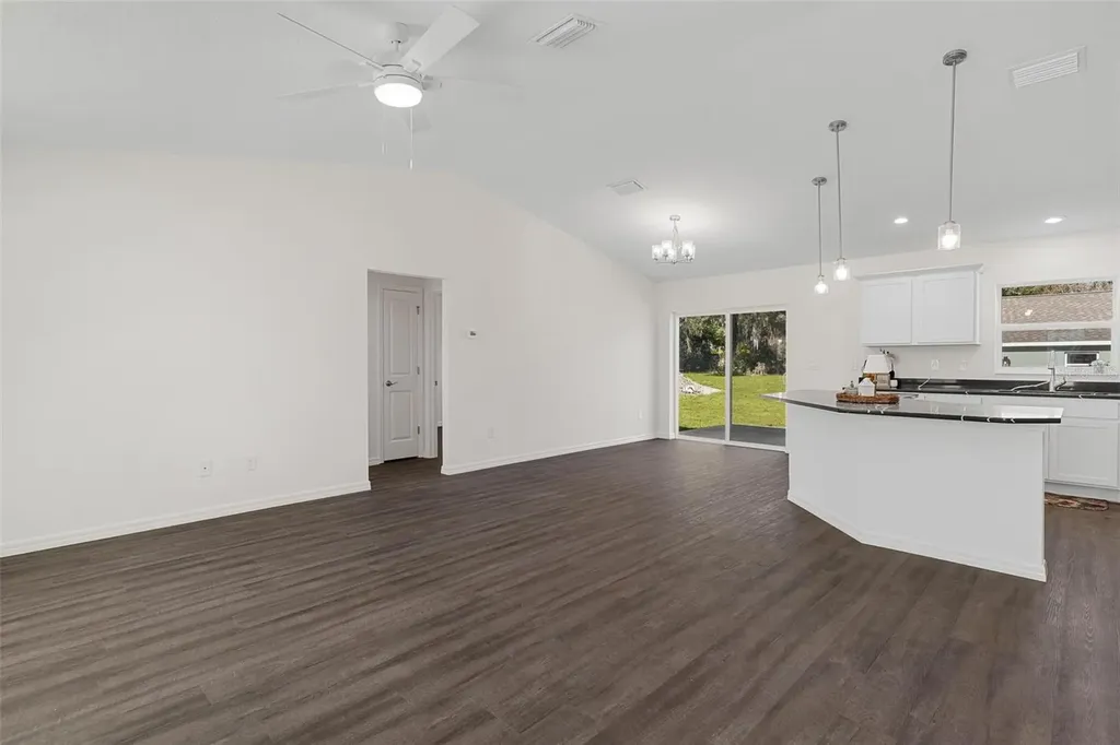 2008 Hollywood Leesburg FL 34748