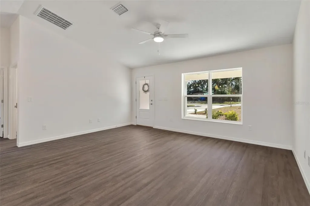 2008 Hollywood Leesburg FL 34748