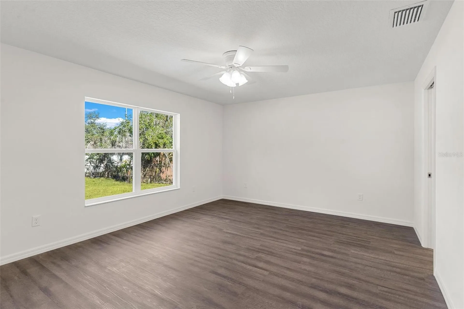 2008 Hollywood Leesburg FL 34748