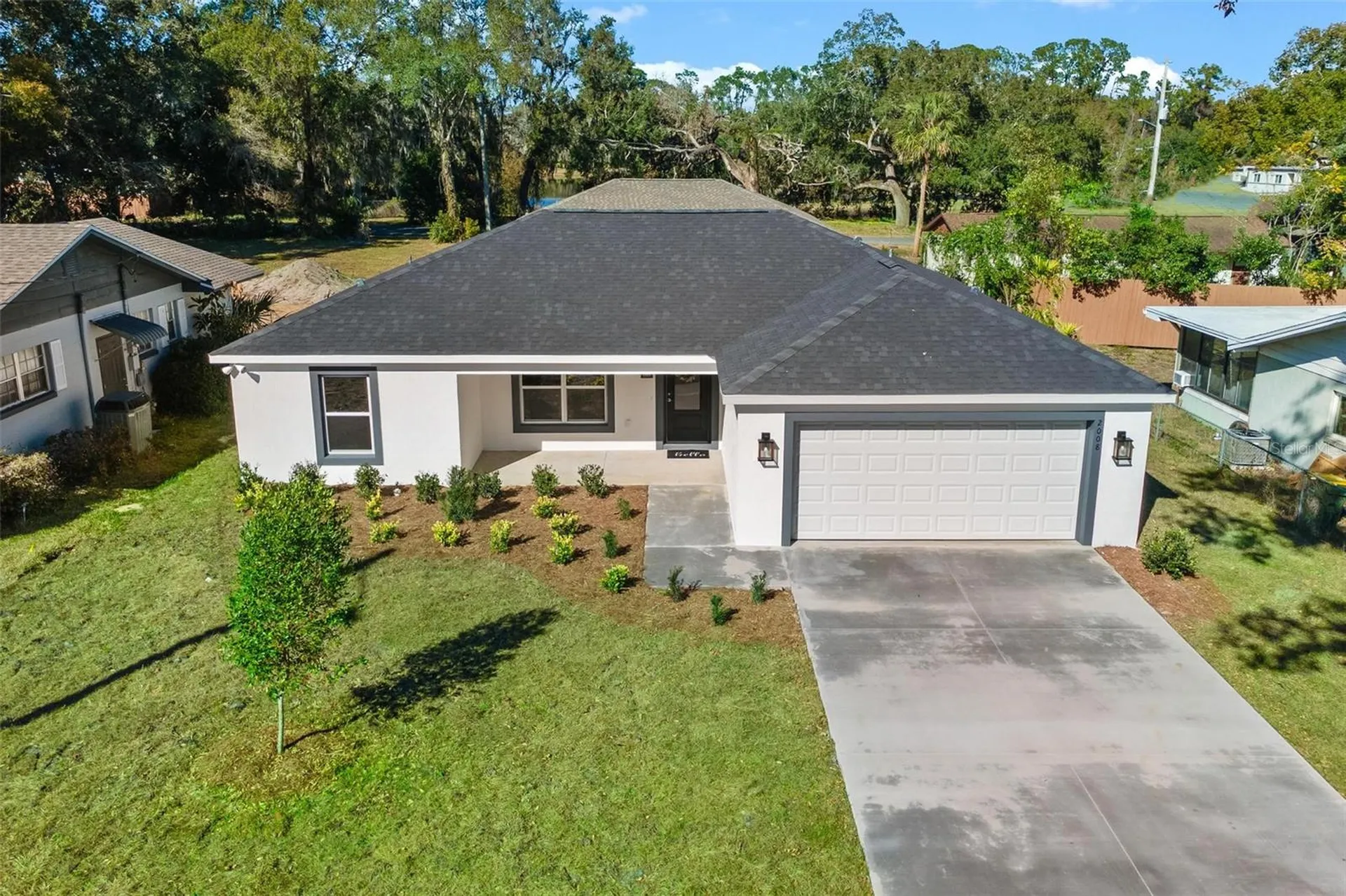 2008 Hollywood Leesburg FL 34748
