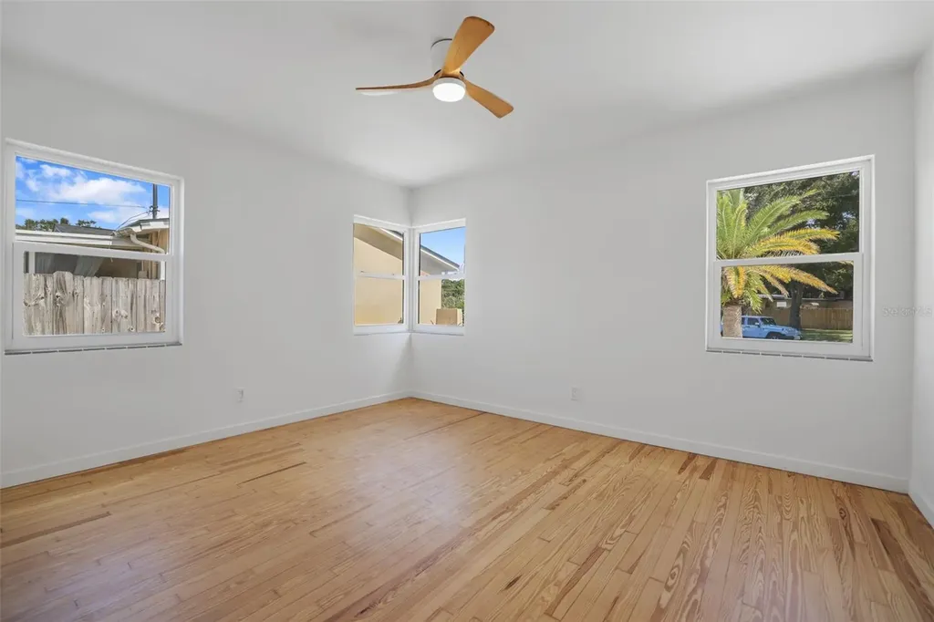 2012 Culberson Avenue Dunedin FL 34698