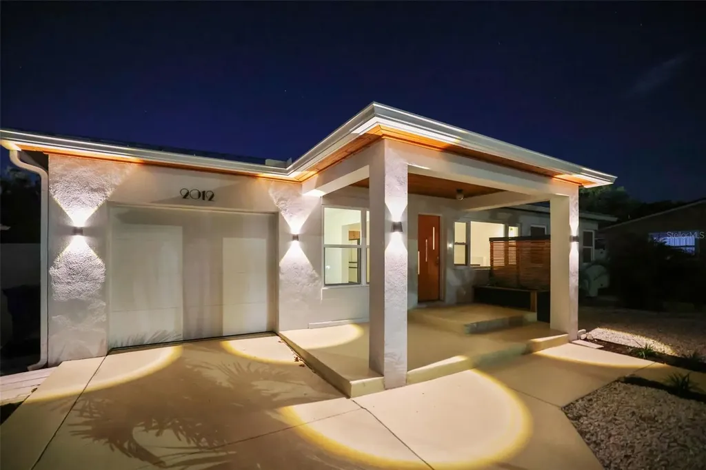 2012 Culberson Avenue Dunedin FL 34698