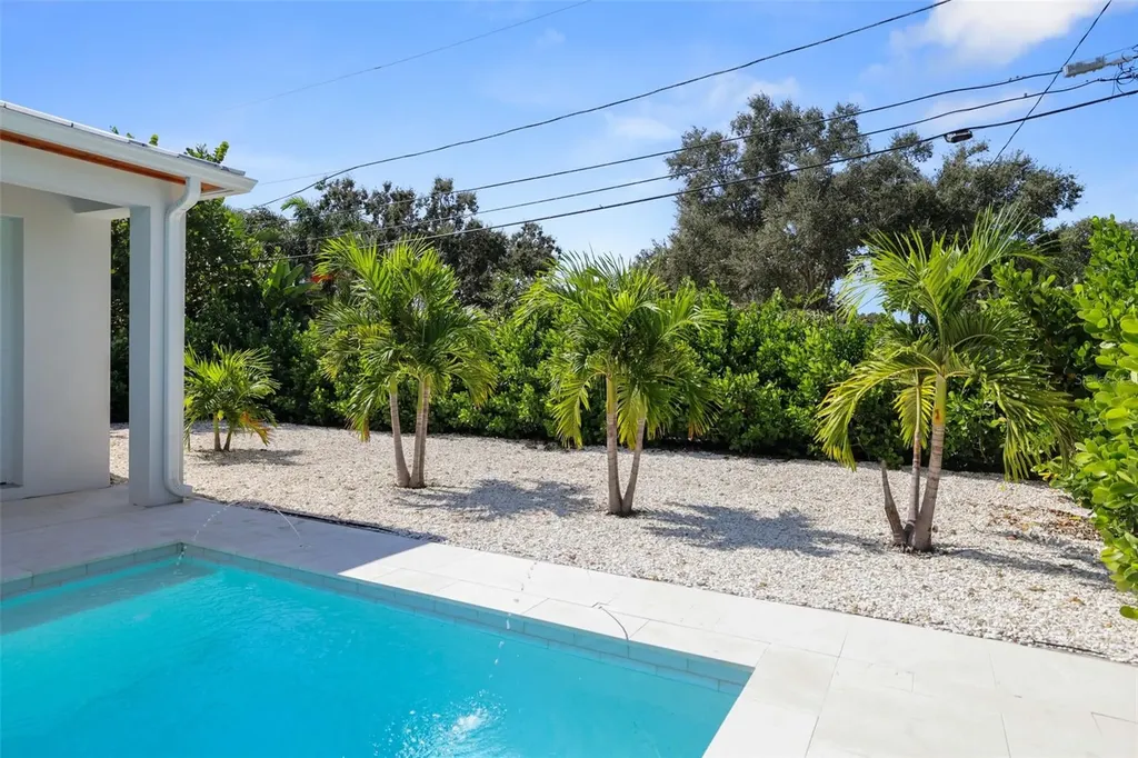 2012 Culberson Avenue Dunedin FL 34698