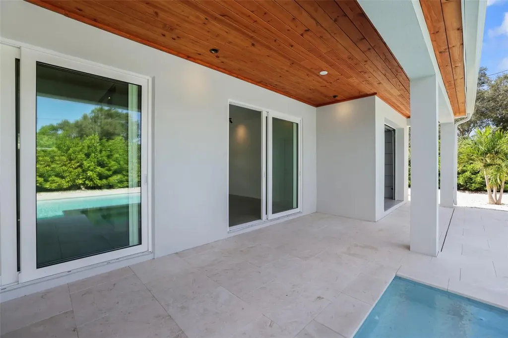 2012 Culberson Avenue Dunedin FL 34698