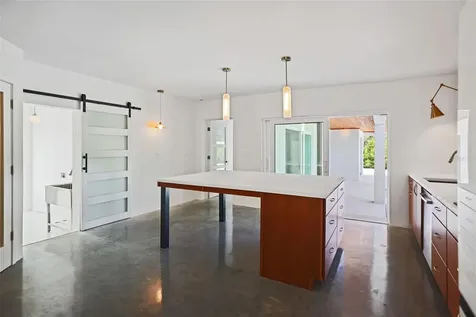2012 Culberson Avenue Dunedin FL 34698