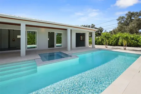 2012 Culberson Avenue Dunedin FL 34698