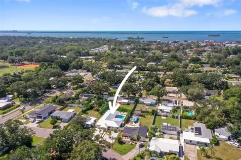 2012 Culberson Avenue Dunedin FL 34698