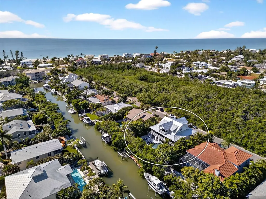 598 Lyons Lane Longboat Key FL 34228