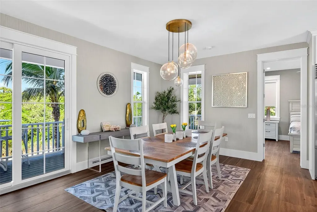 598 Lyons Lane Longboat Key FL 34228