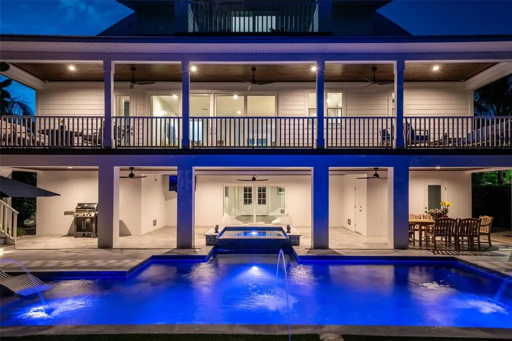 598 Lyons Lane Longboat Key FL 34228